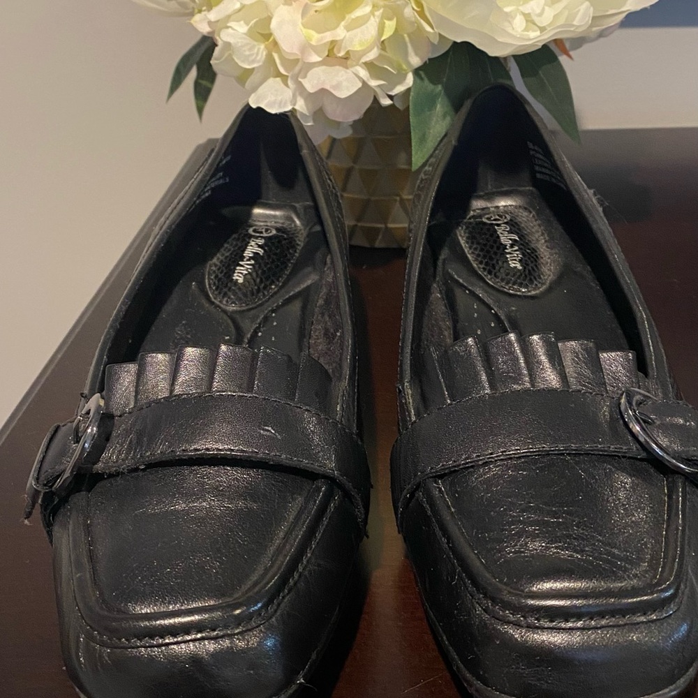 Bella Vita Women’s Leather Black Comfort, Slip Safe Shoes Loafers Size 7.5WW